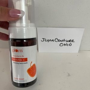 Plum Goodness Mandarin & Vit .C foam face wash GLOW BOOST  3.72fl oz